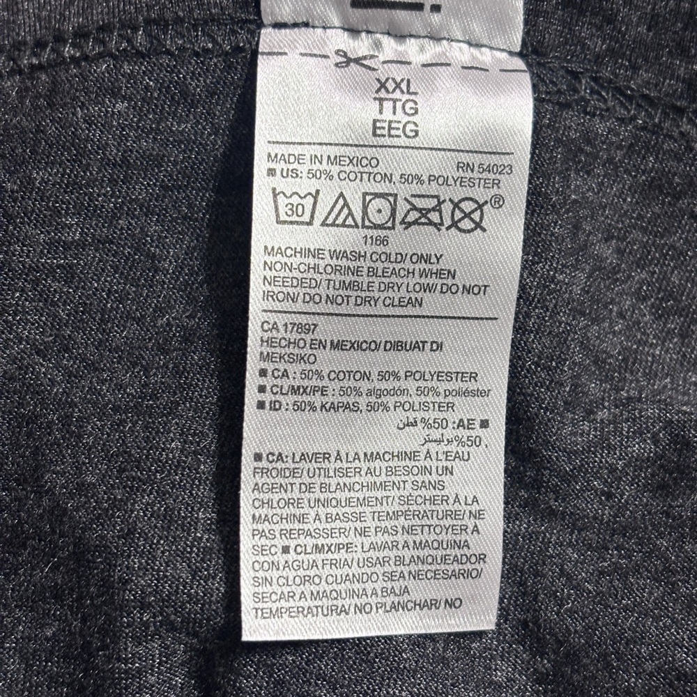OLD NAVY Grey Crew Neck Short Sleeve Shirt Front Graphic AC/DC Band Photo - Picture 5 of 6
